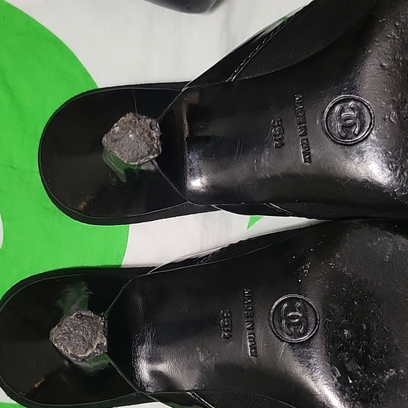 SOOOOOOOOLDChanel authentic shoes - Picture 10 of 12